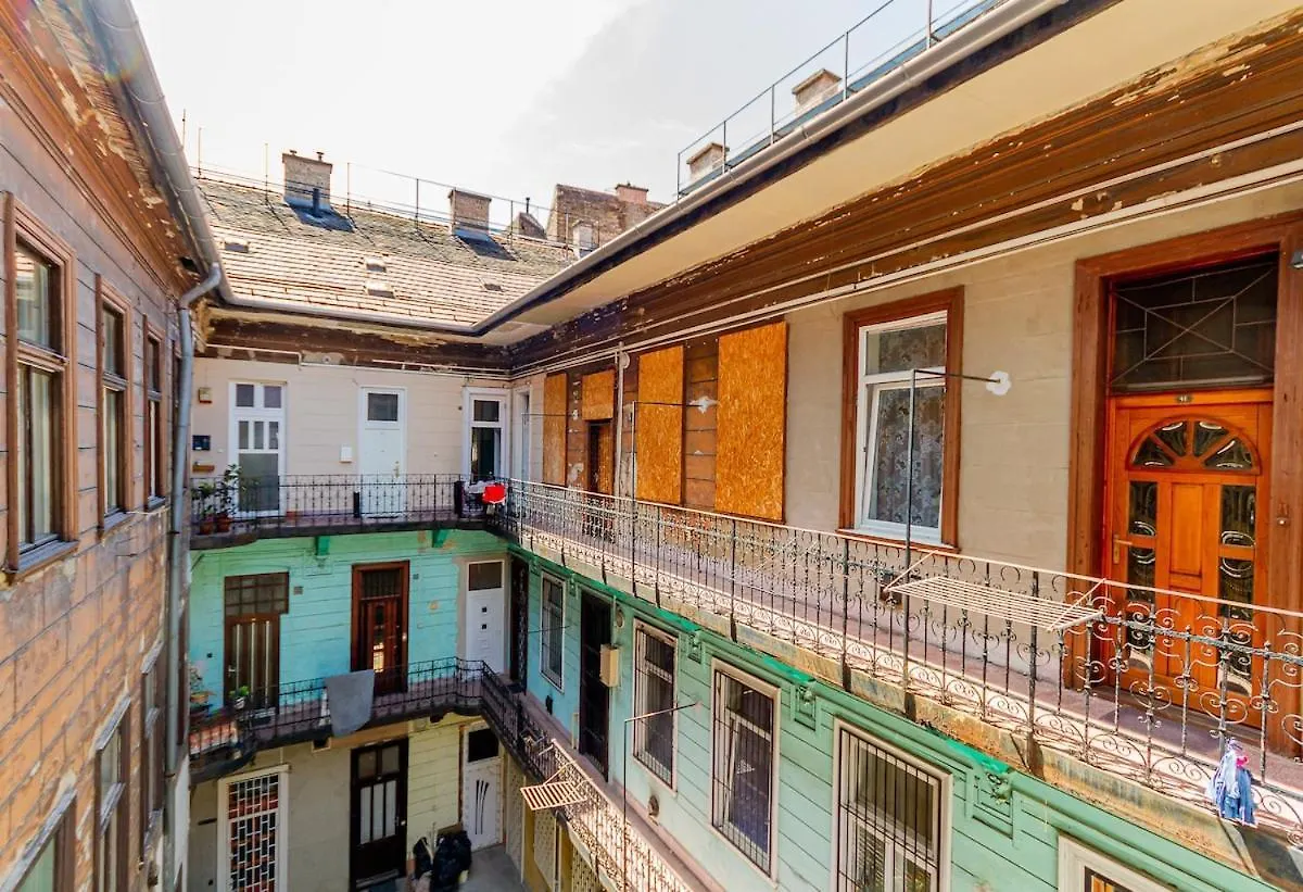 Kazy Street Apartment 2 - In The Heart Of Budapest