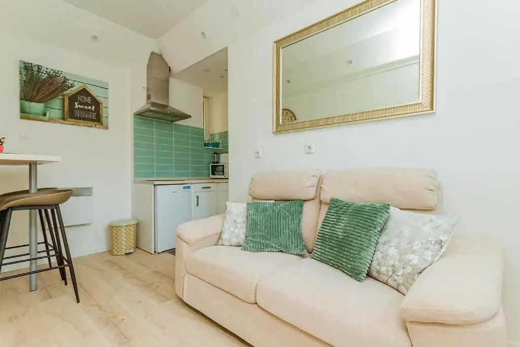 Kazy Street Apartment 2 - In The Heart Of Budapest 0*,  Hungary